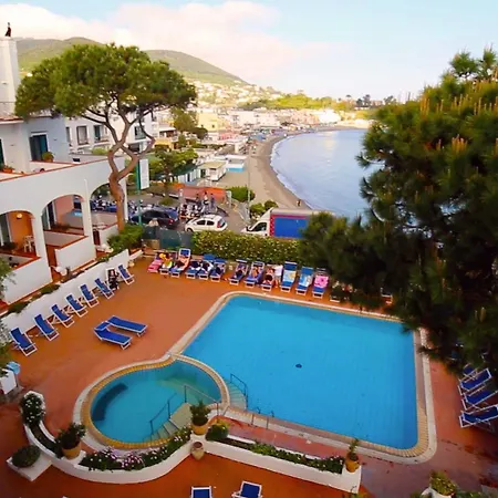 Grand Lido 4*