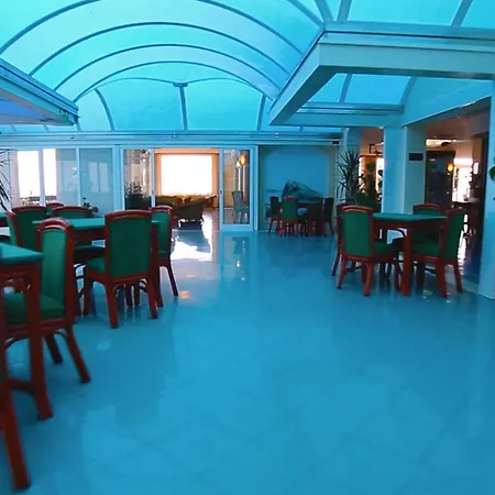 Grand Lido 4*